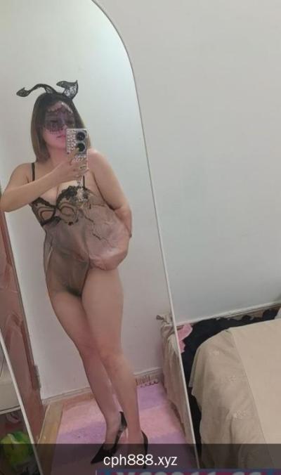三通骚女莹莹