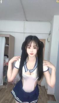 双马尾大胸婷婷