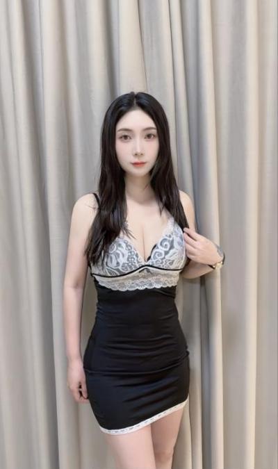 巨乳御姐桃子