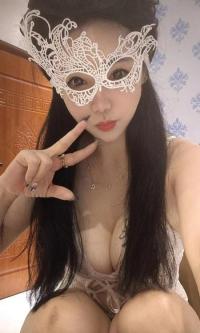 可舌吻69的艳舞若一
