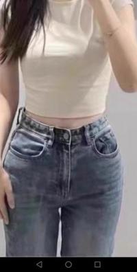 胸大腿长少妇