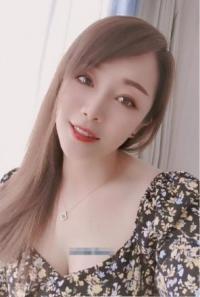 胸大水多美女