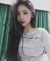 大长腿高挑气质美女